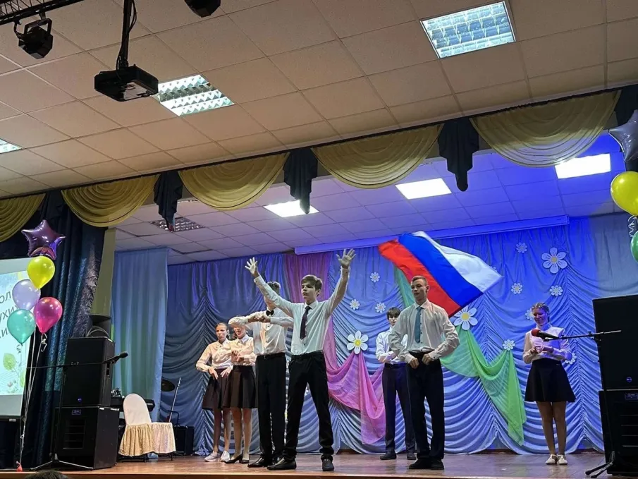 Участие в фестивале детского самодеятельного творчества "Голос наставника - время вдохновлять"