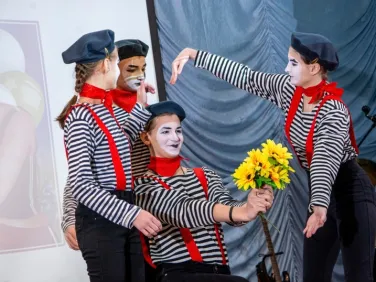 Участие в городском праздничном концерте "Святое чувство материнства"