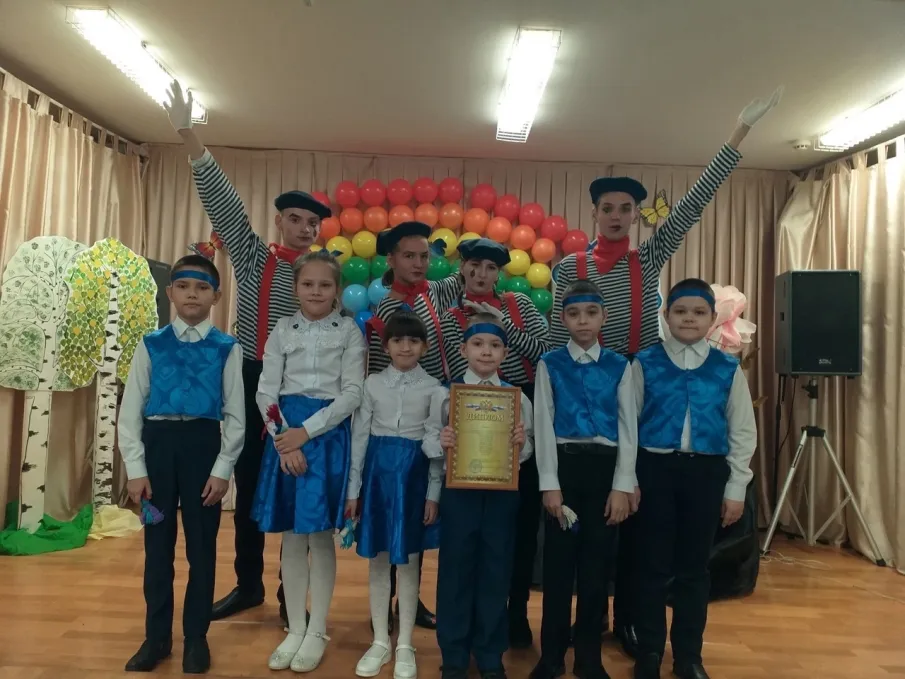 Участие в районном фестивале "Радуга творчества"